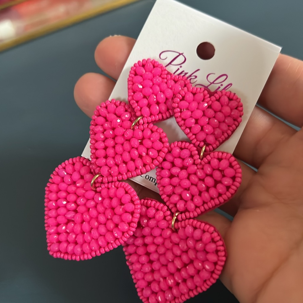 Nwot Pink Lily Beaded Tiered Pink Heart Earrings